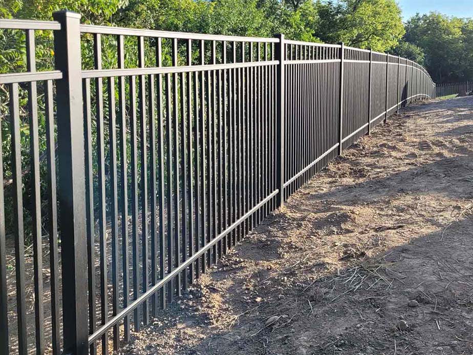 Commercial Aluminum Fence Company In Lake County, IL