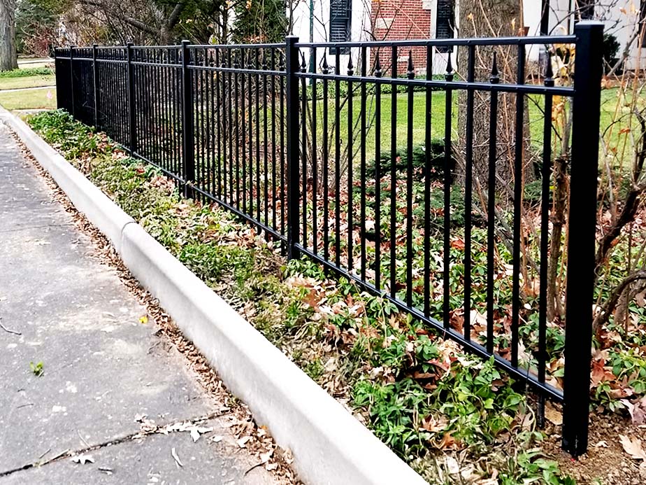 Residential Aluminum Fence Company In Lake County, IL