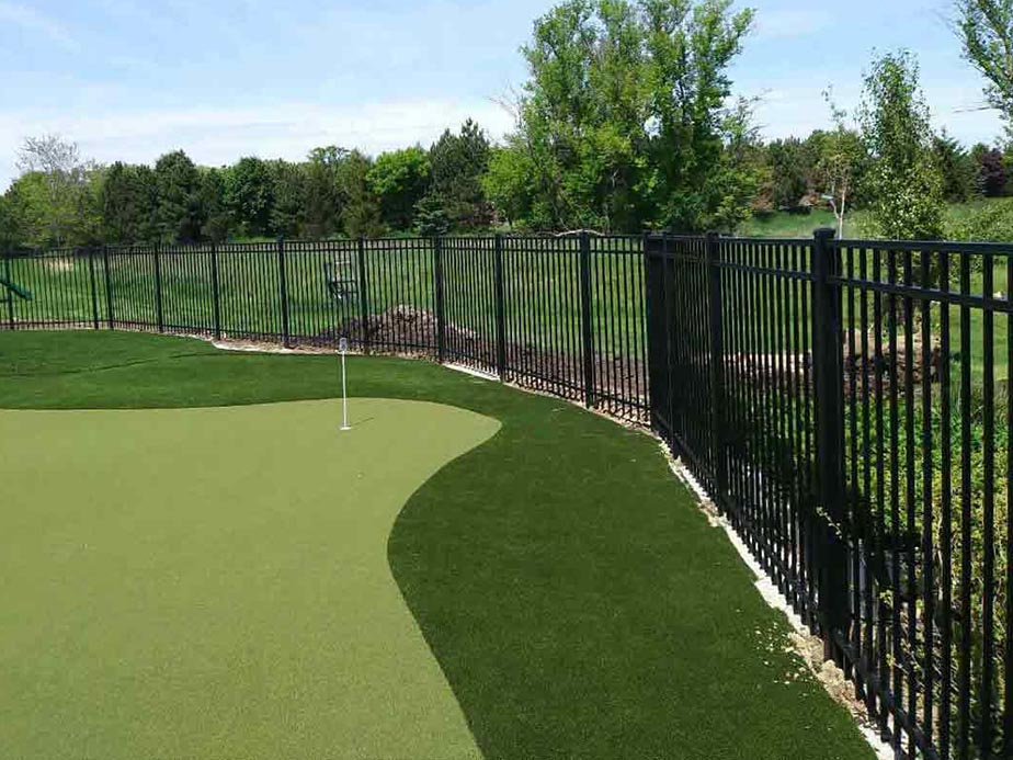 Fence FAQs in Round Lake Illinois